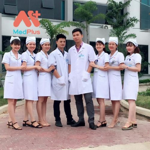 Các y, bác sĩ tại bệnh viện