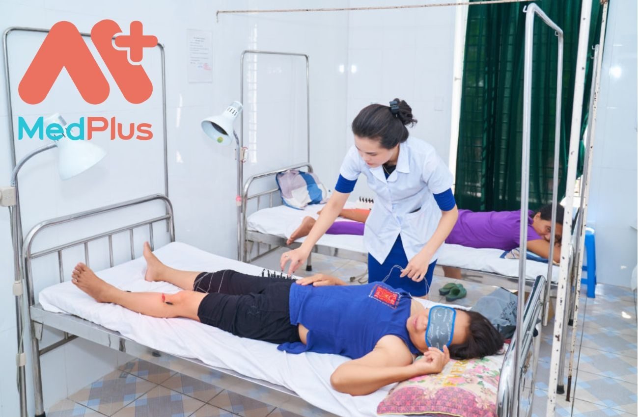 Hình ảnh thăm khám tại bệnh viện