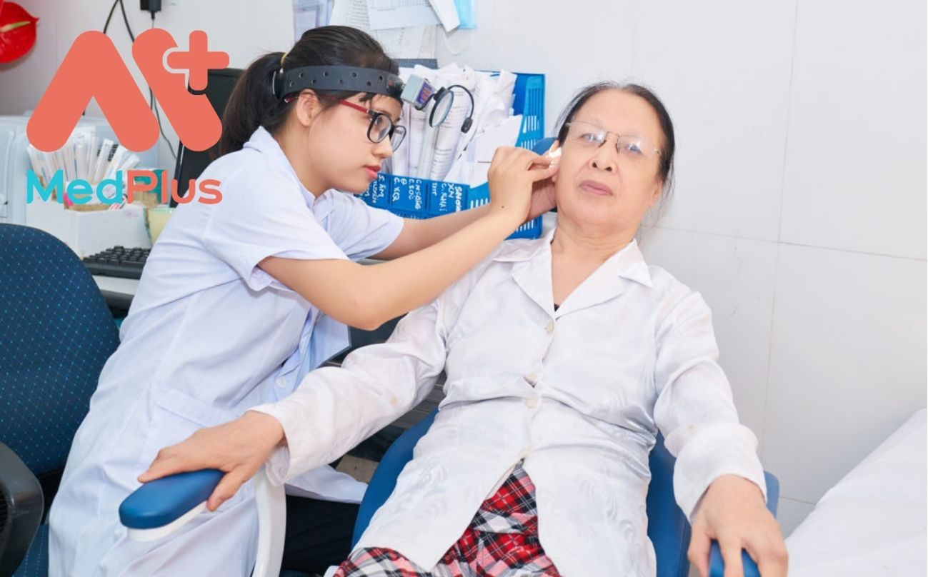 Hình ảnh thăm khám tại bệnh viện